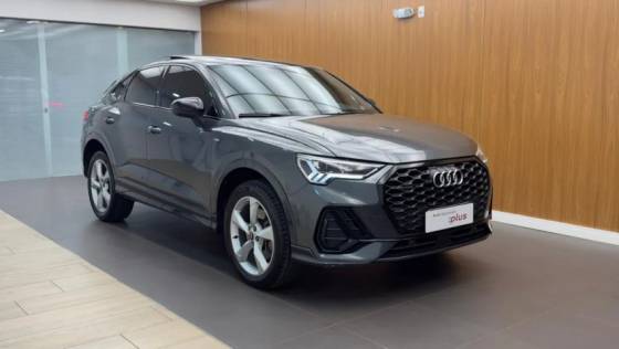 AUDI Q3 2.0 40 TFSI GASOLINA PERFORMANCE BLACK QUATTRO TIPTRONIC AUDI Q3 2.0 40 TFSI GASOLINA PERFORMANCE BLACK QUATTRO TIPTRONIC